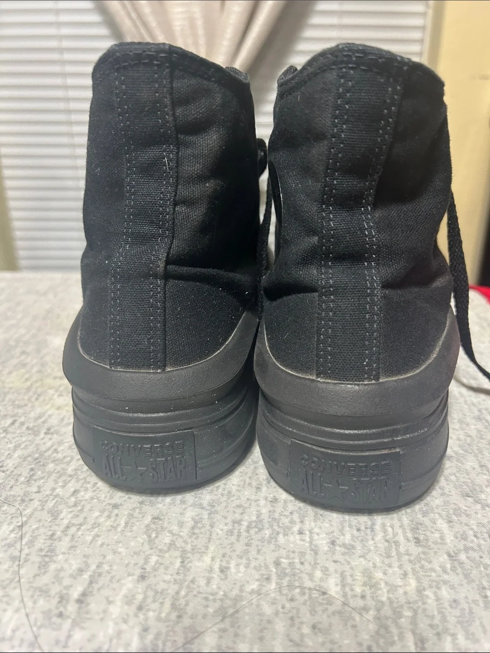 Men's Black High-Top Canvas Sneakers — Casual Lace-Up